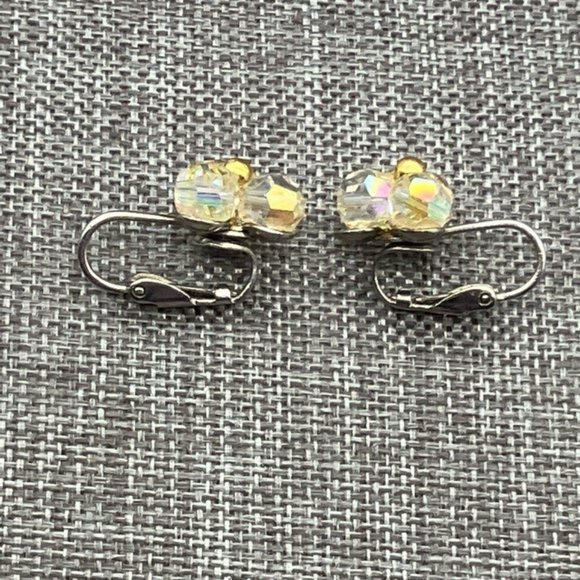 Clip On Earrings Triangle Clover Clear Faceted Rhinestones Silver Gold Bling - Picture 3 of 4